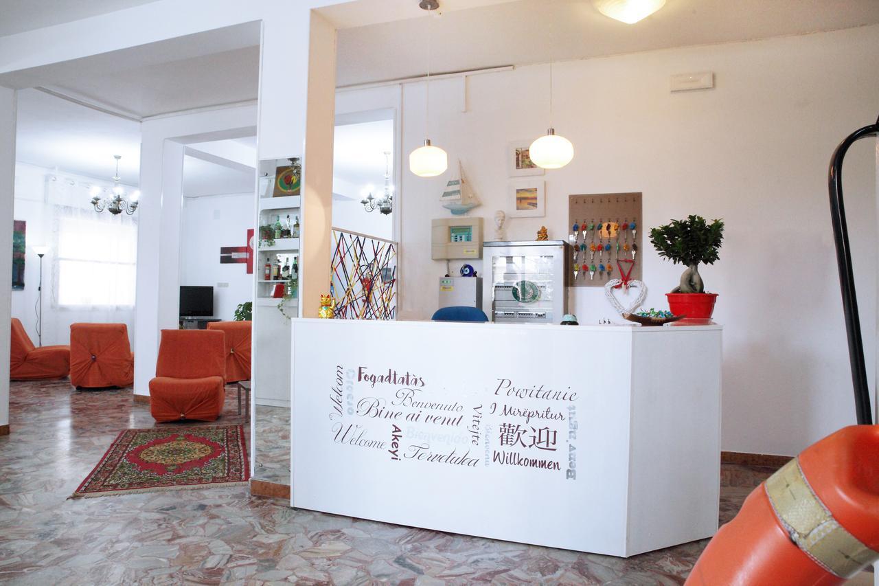 Hotel Lagomaggio Rimini Kültér fotó
