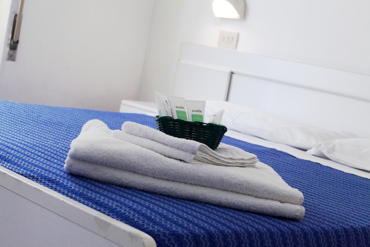Hotel Lagomaggio Rimini Kültér fotó
