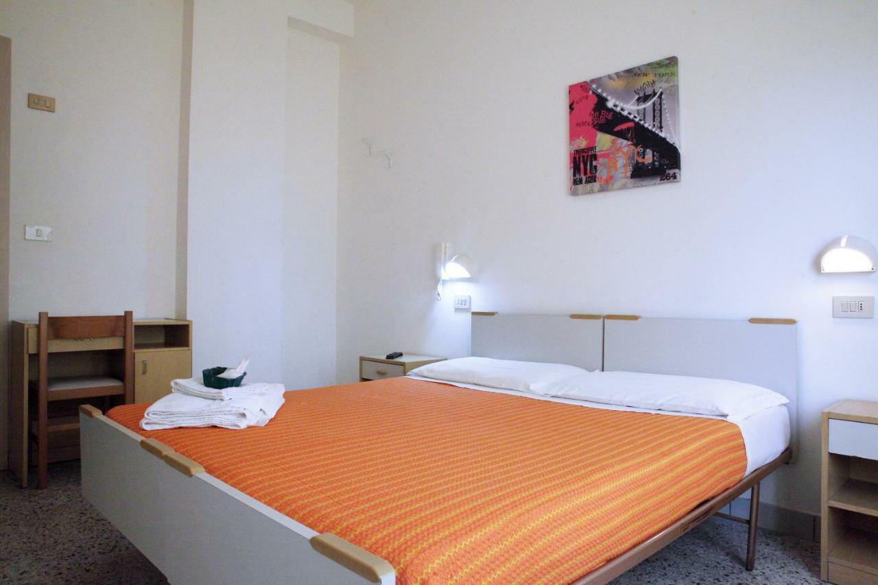 Hotel Lagomaggio Rimini Kültér fotó